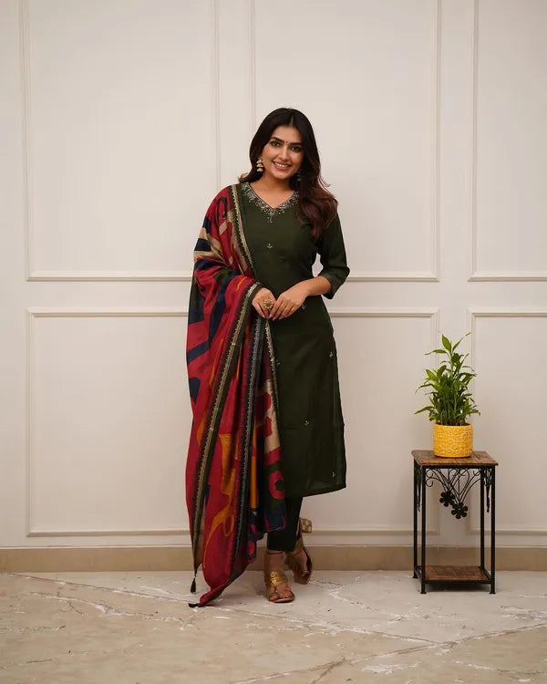 Green Embroider and Zari Work Rayon Straight Kurta And Pant with Silk Dupatta Set